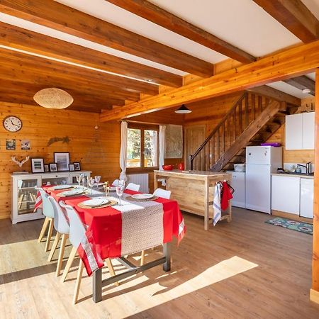 Chalet Les Tilleuls - Jolie Vue Montagne Et Lac Les Angles  Kültér fotó