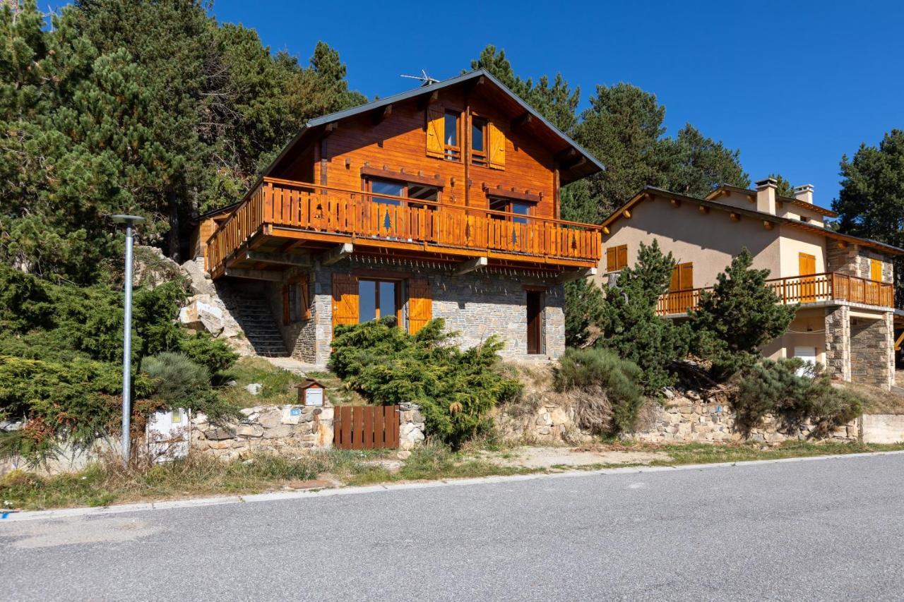 Chalet Les Tilleuls - Jolie Vue Montagne Et Lac Les Angles  Kültér fotó