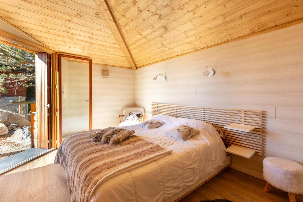Chalet Les Tilleuls - Jolie Vue Montagne Et Lac Les Angles  Kültér fotó